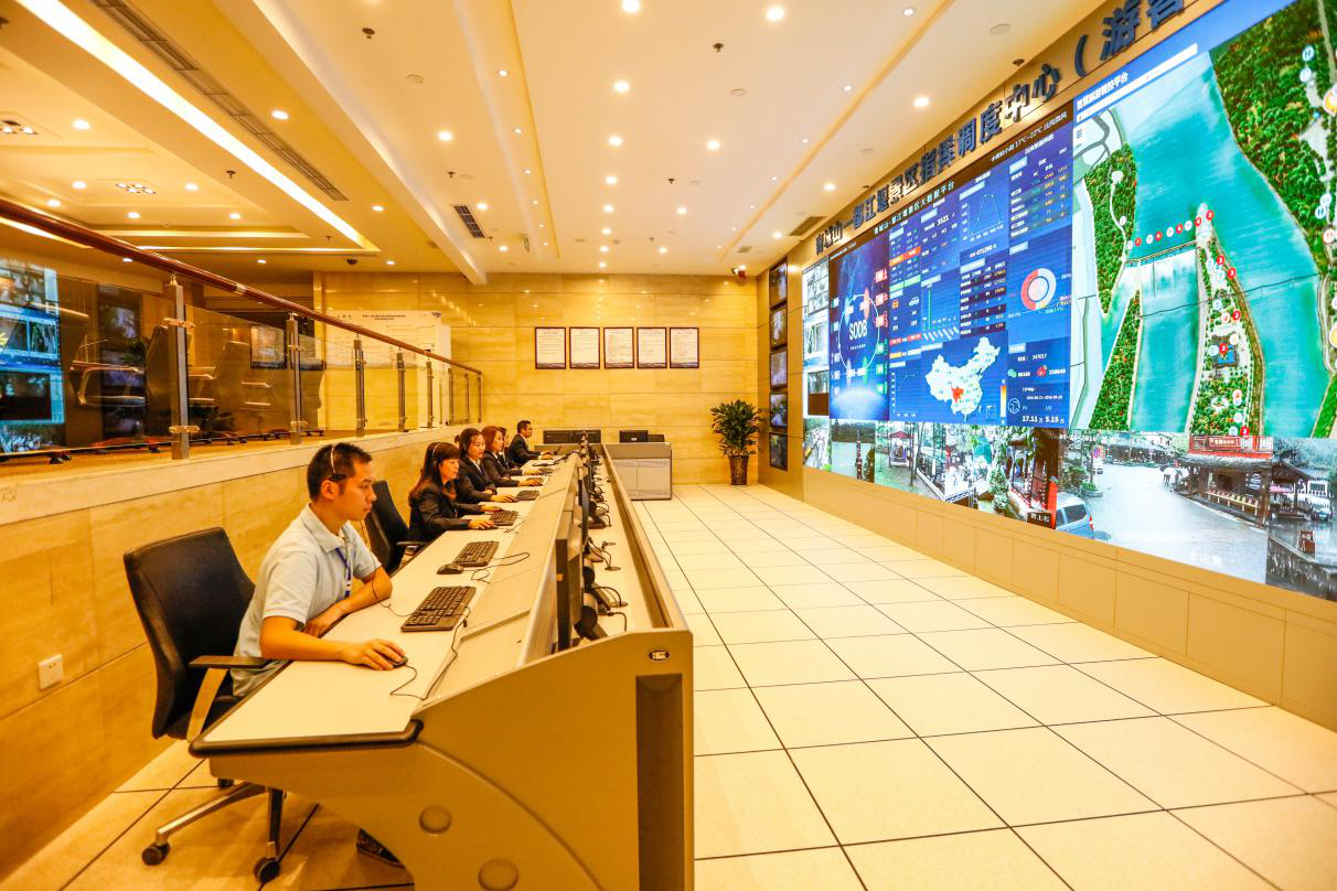 关于那不勒斯加时末段回应争议，志在社区盾名次提升，赛场秩序良好，赛季目标并未改变的信息